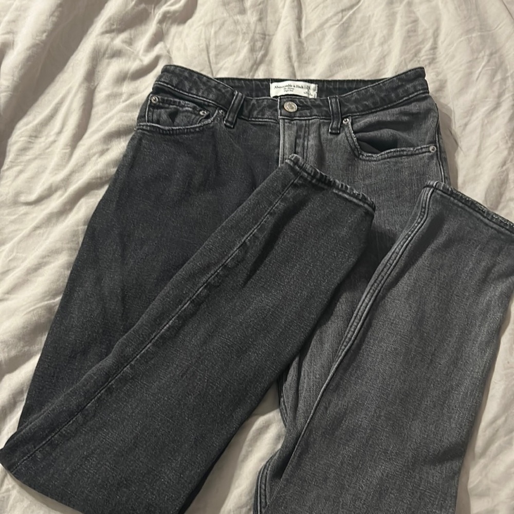 Abercrombie & Fitch The Skinny High Rise- Curve Love